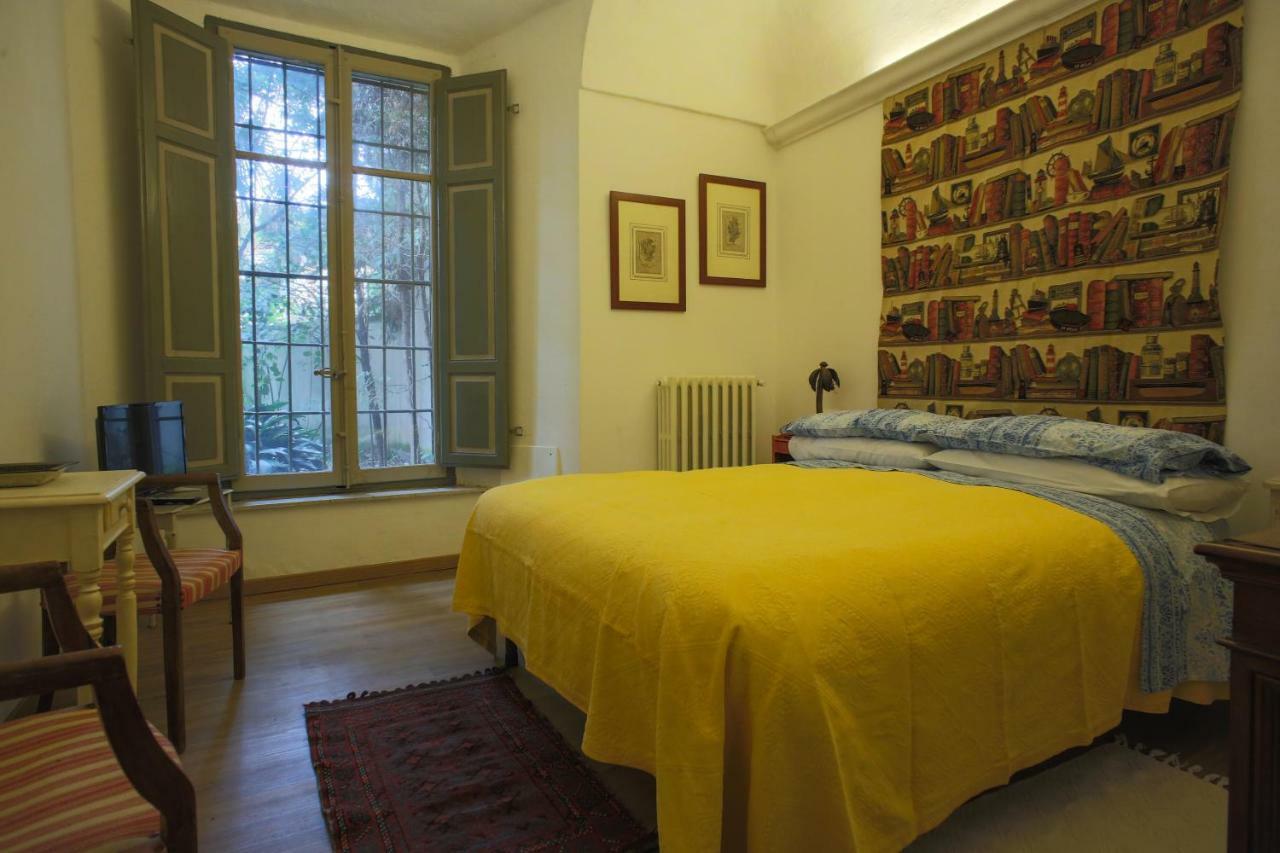 Two Rooms Apartment In Palazzo Malaspina Пьяченца Экстерьер фото